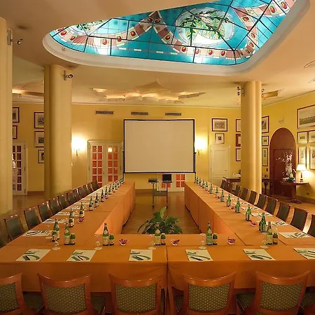 The Duke Szálloda 4*